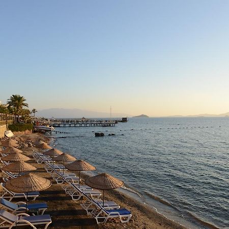 Ado Beach Hotel Turgutreis Exterior foto